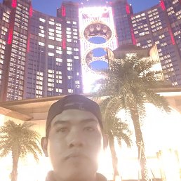 rian, 27, 