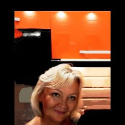 Marina, 56, 