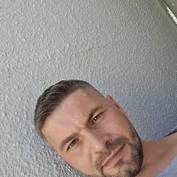 Victor, 36, -