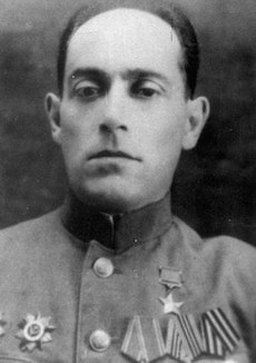 Виноградов Григорий Аркадьевич.Командир танка 44-й гвардейской Бердичевской Краснознаменной орденов ...