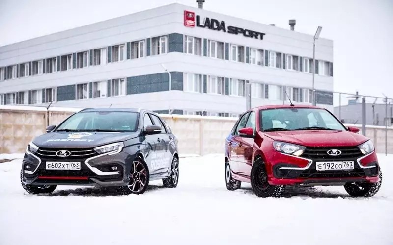    Lada Vesta Sport.   1,8-   145 ..  ... - 3