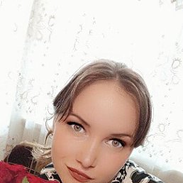 Ksenia, 25, 