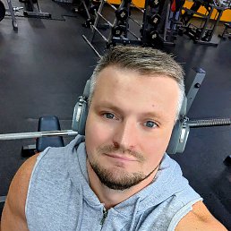Max, 37, 