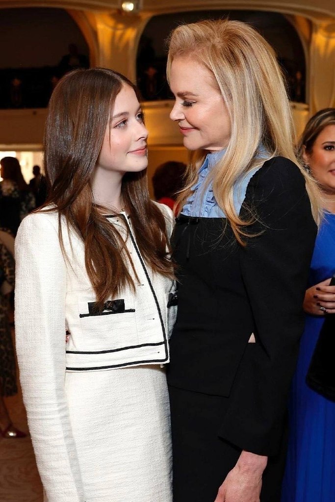     13-  ,   Hollywood Reporter.   ...