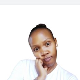 Selina, , 33 