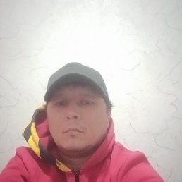 Rustam, 42, 