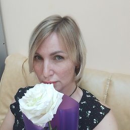 yuliya, 44 , 