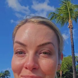 Belinda, 40, 