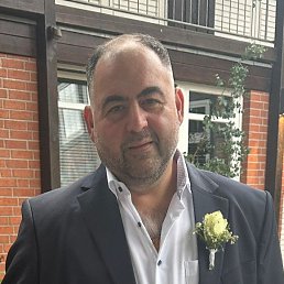 Oleg, 52, 