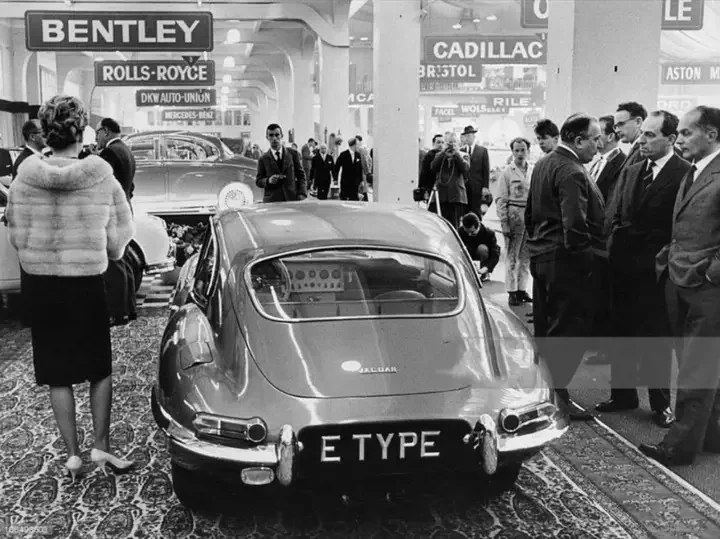 Jaguar E-Type ��� ����������� �� ��������� ������������� ���������� � 1961 ����. - 3