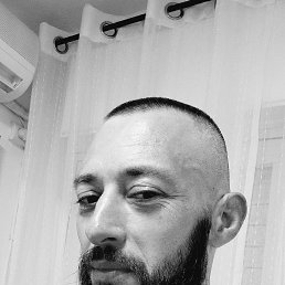 vitali, 39, 