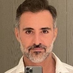 ������, ������, 52 ����