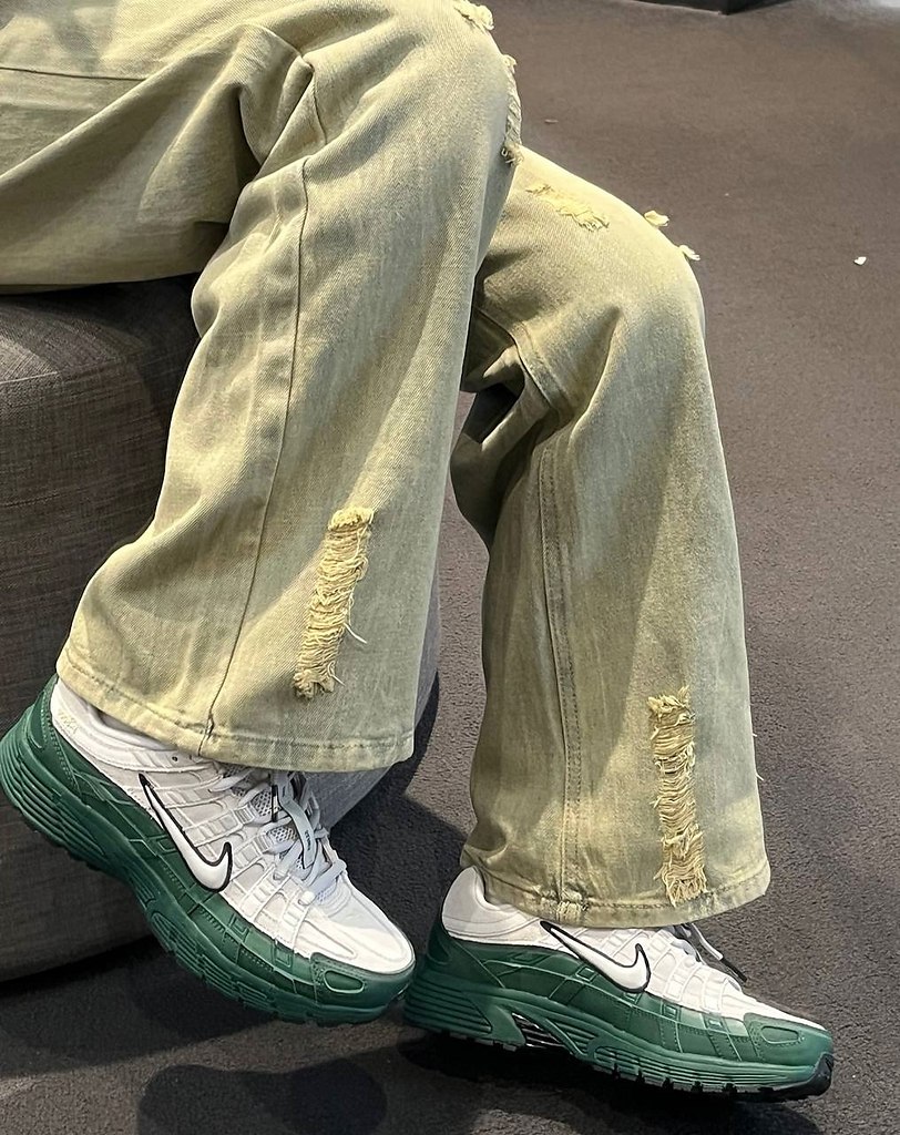 1984 . Nike       Air. 2024 . P-6000  ...