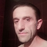 Simon, 44 , 