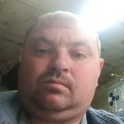 Aleksandr, 42 , 