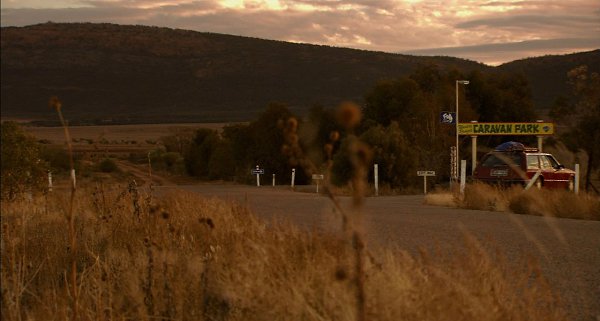   / Wolf Creek, 2004.dir. Greg McLean - 8