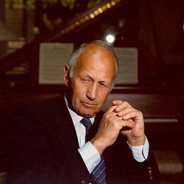 ЧЕЛОВЕК, РАССМЕШИВШИЙ СМЕРТЬ.Это случилось более сорока лет назад. Полный сил и энергии журналист, ...