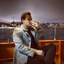 ������, ������, 33 ����