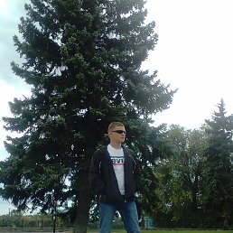 Sergey, 26, 