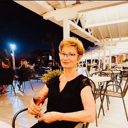 Lidia, 61, 