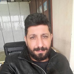 Tarek, 42, 