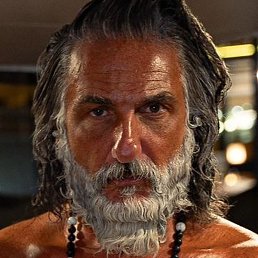 Zeus, ������, 44 ����