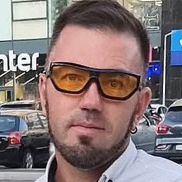 Sergiu, �������, 39 ���