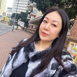 Avery Calhoun, 41, -