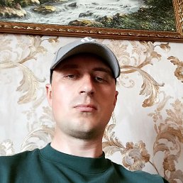 Sergei, 32, 