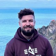 Vanya, 35 ���, ���������