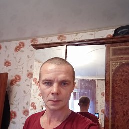 Konstantin, 45 , 