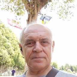 Evgeny, 56, 