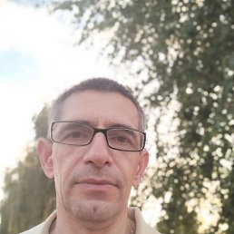 IVAN, 48, 