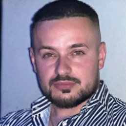 ������, ����, 33 ����