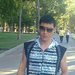 Alisher, 39, 