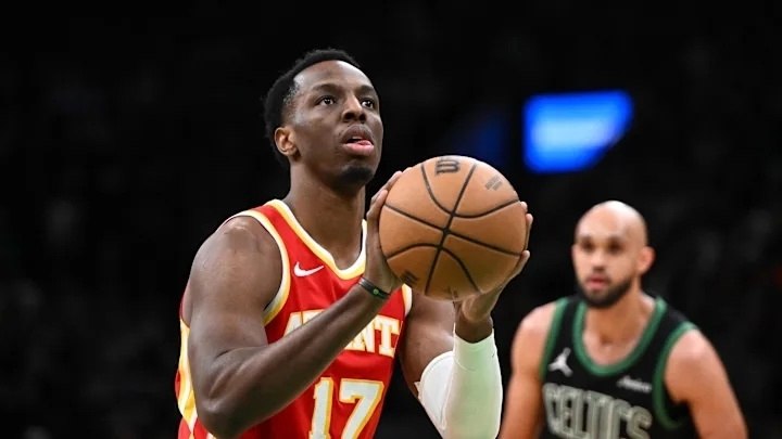     : 15.3 PPG 11.2 RPG 1.3 SPG 1.2 BPG 57 FG% 45 3P7%