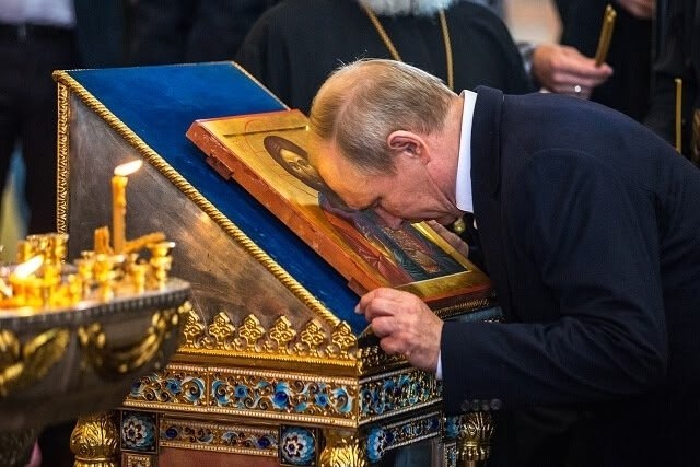 ФСБ России принимает на себя тяжёлую ношу, ведь речь идёт о сохранении нашей страны. Много ...