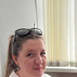 Elena, 45, 