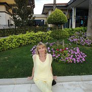 Izida, 64 , 