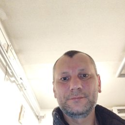 Pter Kovcs, 48, 