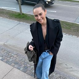 , 29, Los Angeles