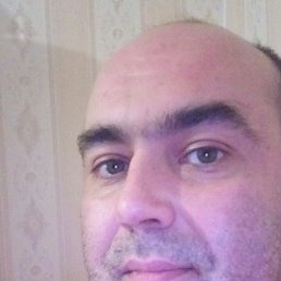 Lakost, 40, 