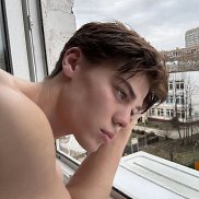 Артур, 25 лет, Москва Артур, 25 лет, Москва
