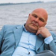 �����, 52 ����, ������������