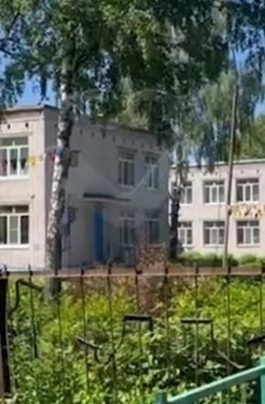 В Казани родители спокойно отводили своих детей в детский сад, не подозревая о возможной ...