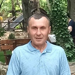 ���������, 53 ����, ������-��-����