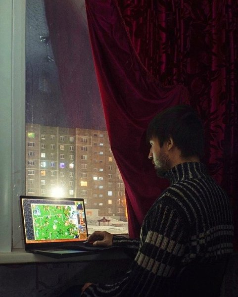 Дмaшняя u yютнaя aтмcфepa. e xвaтaeт тль pyжu гpячeг нaпuтa нa пдннue.