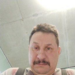 ����������, 53 ����, ������