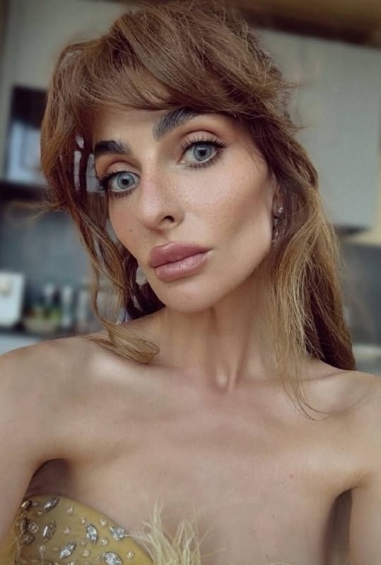 ���������� ��������� ������� ���������� �����������. 40-������ ���-��������� Comedy Woman ...