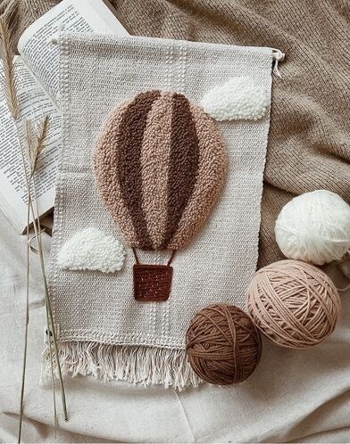 Ковровая вышивка: уют в каждой петле.Объёмная, фактурная, мягкая — ковровая вышивка словно оживляет ... - 5